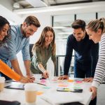 Activités team building : 10 idées innovantes pour renforcer la cohésion d’équipe
